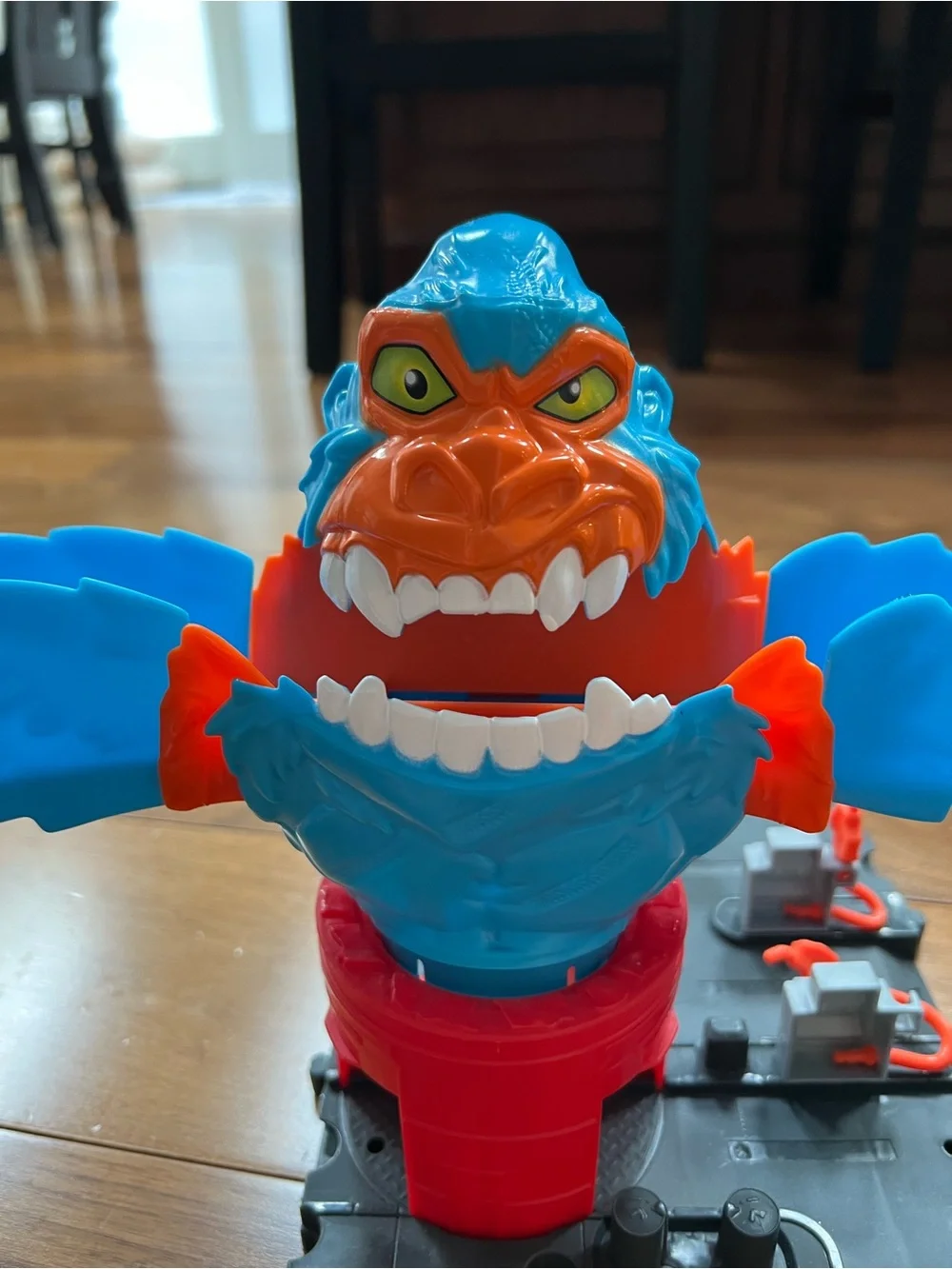 Hot wheels city gorilla set